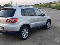 Usata VW Tiguan 140 CV (102 kW) 2011 Grigio SUV
