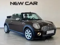 Usata Mini One Cabriolet 98 CV (72 kW) 2010 Marrone Cabrio