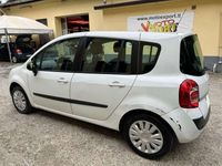Usata Renault Grand Modus 103 CV (75 kW) 2012 Bianco Monovolume