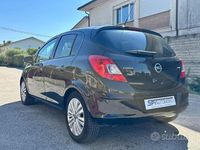 Usata Opel Corsa Cosmo 75 CV (55 kW) 2011 Nero Utilitaria