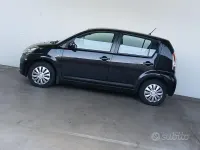 Usata Daihatsu Sirion 87 CV (63 kW) 2006 Nero Utilitaria