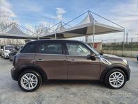 Usata Mini Cooper D Countryman Business 111 CV (81 kW) 2015 Marrone SUV