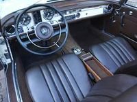 Usata Mercedes 250 150 CV (110 kW) 1967 Beige Cabrio