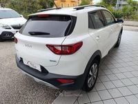 Usata Kia Stonic Style 82 CV (60 kW) 2022 Bianco SUV