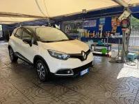 Usata Renault Captur 90 CV (66 kW) 2015 Beige SUV