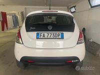 Usata Lancia Ypsilon 2015 Bianco Utilitaria