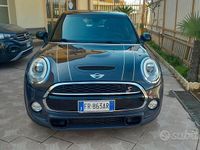 Usata Mini Cooper SD Hype 170 CV (125 kW) 2018 Grigio Utilitaria