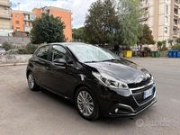 Usata Peugeot 208 Allure 75 CV (55 kW) 2017 Nero Utilitaria