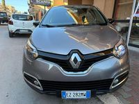Usata Renault Captur 90 CV (66 kW) 2015 Grigio SUV
