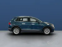Usata VW Tiguan Life 131 CV (96 kW) 2021 Blu/azzurro SUV