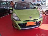 Usata Renault Clio II Luxe 100 CV (73 kW) 2009 Verde Berlina