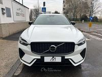 Usata Volvo XC60 R-Design 253 CV (186 kW) 2022 Bianco ghiacciaio SUV