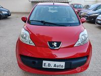 Usata Peugeot 107 68 CV (50 kW) 2008 Rosso Utilitaria