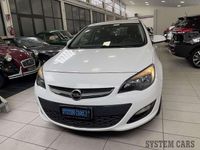 Usata Opel Astra Cosmo 101 CV (74 kW) 2015 Bianco Utilitaria