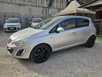 Usata Opel Corsa Edition 63 CV (46 kW) 2013 Utilitaria