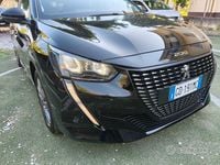 Usata Peugeot 208 75 CV (55 kW) 2021 Nero Utilitaria
