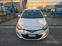 Usata Hyundai i20 Edition 85 CV (62 kW) 2013 Bianco Utilitaria
