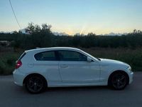 Usata BMW 116 146 CV (107 kW) 2009 Bianco Utilitaria