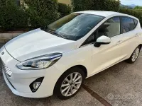 Usata Ford Fiesta 86 CV (63 kW) 2019 Bianco Utilitaria