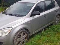 Usata Kia Ceed 90 CV (66 kW) 2007 Grigio Utilitaria