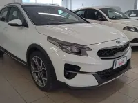 Usata Kia XCeed Style 120 CV (88 kW) 2022 Bianco SUV
