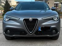 Usata Alfa Romeo Stelvio 190 CV (139 kW) 2019 Grigio SUV