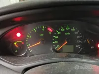 Usata Ford Focus 90 CV (66 kW) 2003 Grigio Station wagon