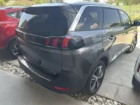 Usata Peugeot 5008 Allure 130 CV (95 kW) 2024 Grigio SUV