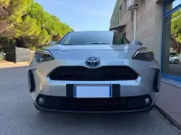Usata Toyota Yaris Cross 92 CV (67 kW) 2022 Argento SUV