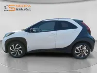 Usata Toyota Aygo X Trend 72 CV (52 kW) 2025 Bianca tetto nero SUV
