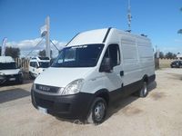 Usata Iveco Daily 160 CV (117 kW) 2010 Bianco Furgone