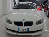 Usata BMW 320 150 CV (110 kW) 2011 Bianca Berlina