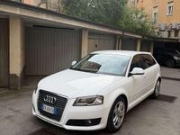 Usata Audi A3 Attraction 105 CV (77 kW) 2009 Bianco Utilitaria