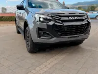Nuova Isuzu D-Max 163 CV (119 kW) 2026 Grigio Pick-up