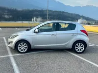 Usata Hyundai i20 Edition 75 CV (55 kW) 2013 Grigio Utilitaria