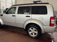 Usata Dodge Nitro SXT 177 CV (130 kW) 2010 Grigio SUV