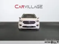Usata Ford Kuga Vignale 179 CV (131 kW) 2019 Bianco SUV