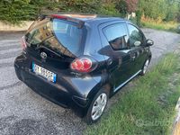 Usata Toyota Aygo 68 CV (50 kW) 2009 Grigio Utilitaria