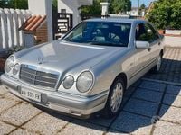 Usata Mercedes E200 1998 Grigio Berlina
