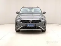 Usata VW T-Roc Life 150 CV (110 kW) 2025 Grigio SUV