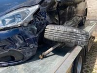 Usata Peugeot 208 75 CV (55 kW) 2016 Blu Utilitaria