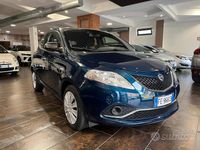 Usata Lancia Ypsilon Silver 69 CV (50 kW) 2016 Blu Utilitaria