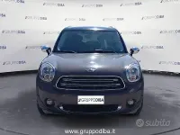 Usata Mini Cooper D Countryman 111 CV (81 kW) 2015 Marrone SUV