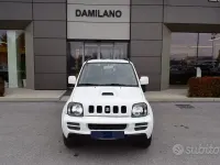 Usata Suzuki Jimny 86 CV (63 kW) 2010 Bianco SUV