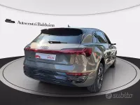 Usata Audi Q8 e-tron Advanced Plus 300 kW (408 CV) 2024 Grigio chronos metallizzato SUV