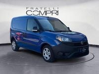 Usata Fiat Doblò 105 CV (77 kW) 2018 Blu Monovolume