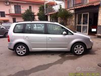 usata VW Touran 7 POSTI *GANCIO TRAINO* 2004