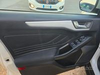 Usata Ford Focus ST-Line 120 CV (88 kW) 2020 Beige Station wagon