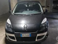Usata Renault Scénic III 110 CV (80 kW) 2009 Nero Monovolume