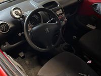 Usata Peugeot 107 68 CV (50 kW) 2010 Utilitaria